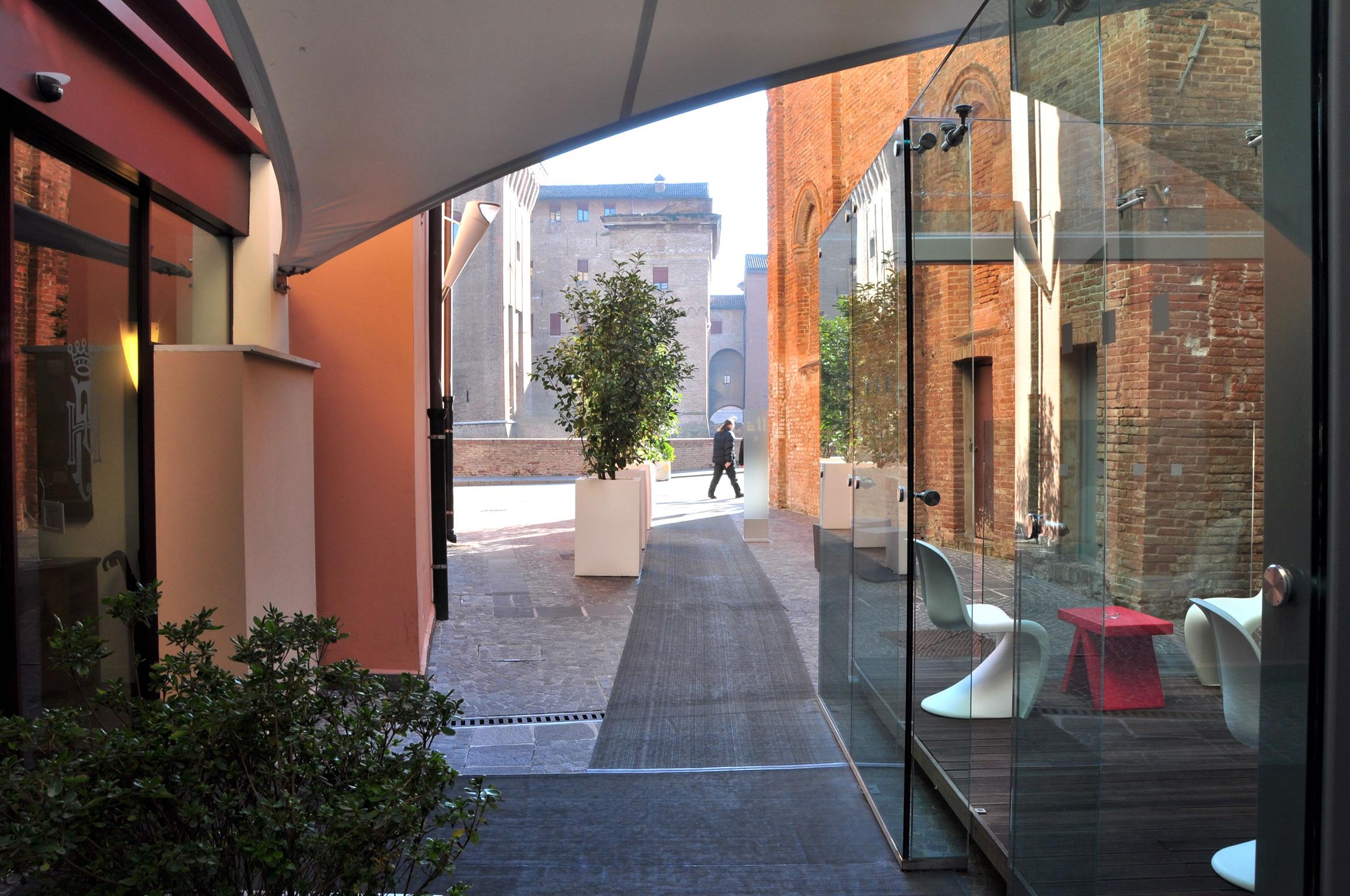 Hotel Ferrara Hotel