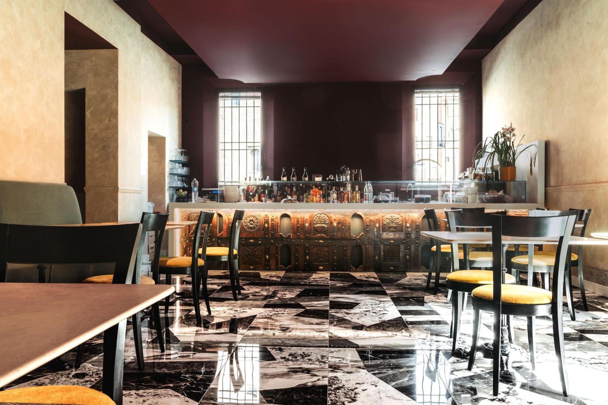 Hotel Ferrara Hotel 4*